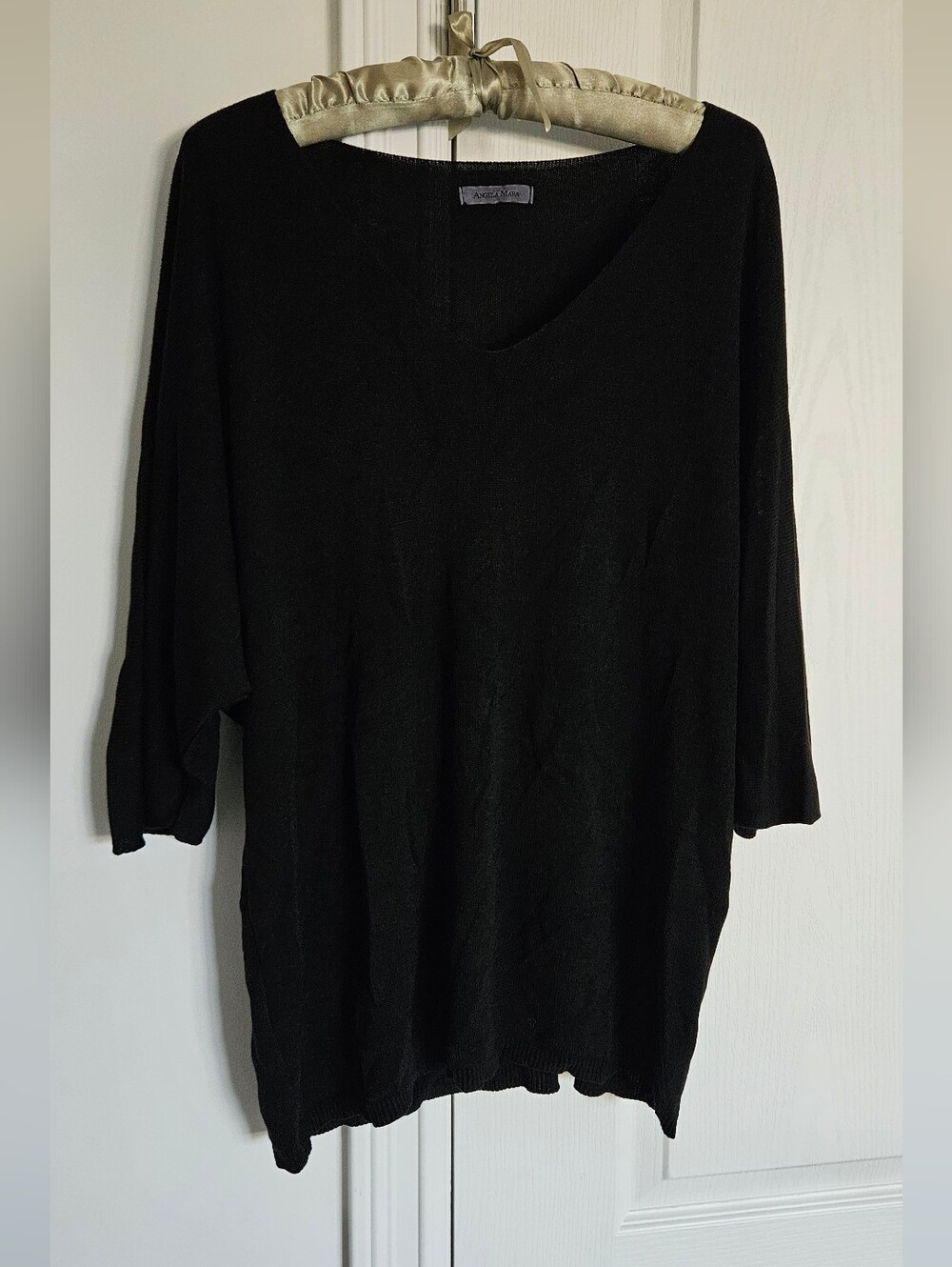 Black V-Neck Lightweight Knit Sweater